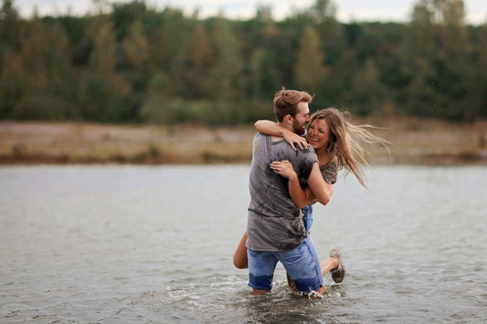 Creative couple, enjoy the outdoors improving their well-being